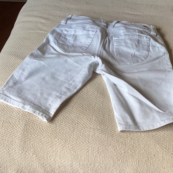 White short bermuda - Picture 3 of 4